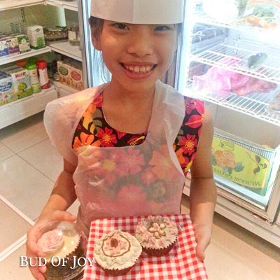 Adult-Child Workshop: Organic Cupcakes and Decor 