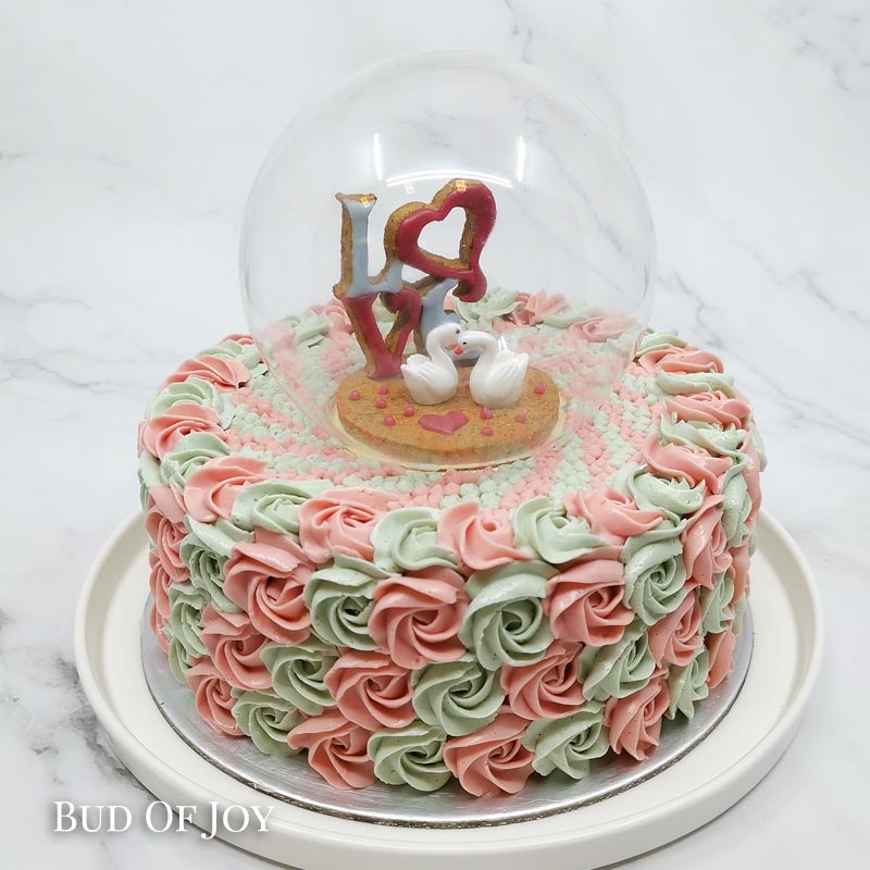 Bake with your special someone at our Couples' Baking Session