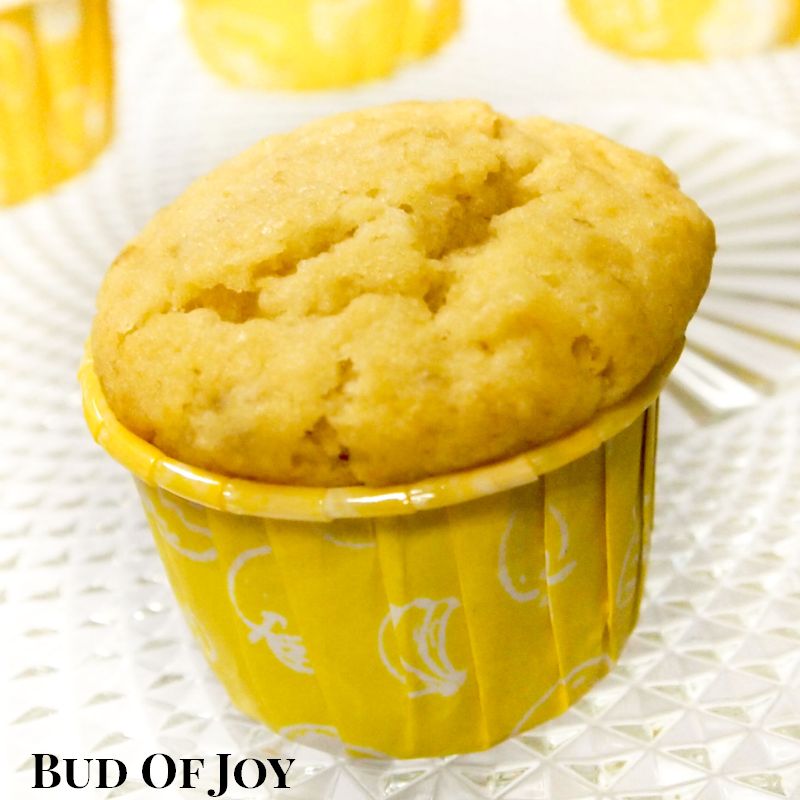 Organic Banana-Walnut Muffin